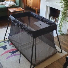 BabyBjorn travel cot light