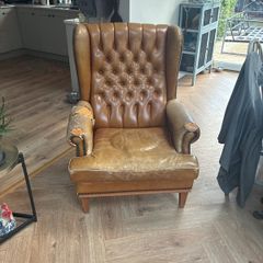 Chesterfield armchair tan leather