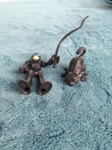 Toy figures/Imaginatex?