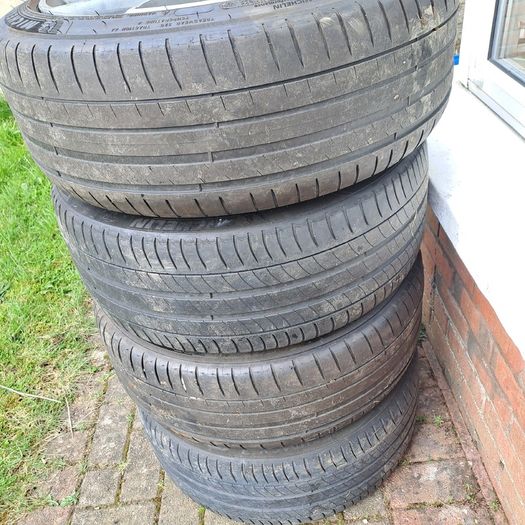 Audi RS4c 19 inch alloys,  V Spoke. 245,40,19 Michelin Pilot Sport 4 and Michelin Primacy 3