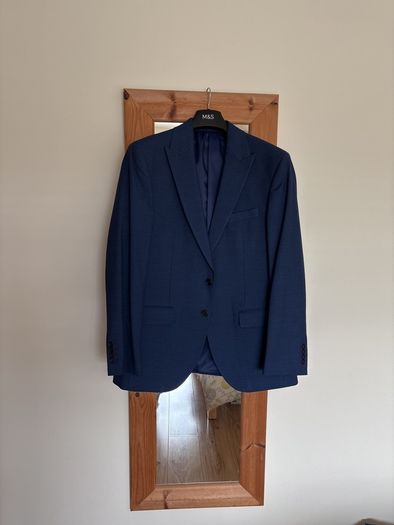 Men's suit