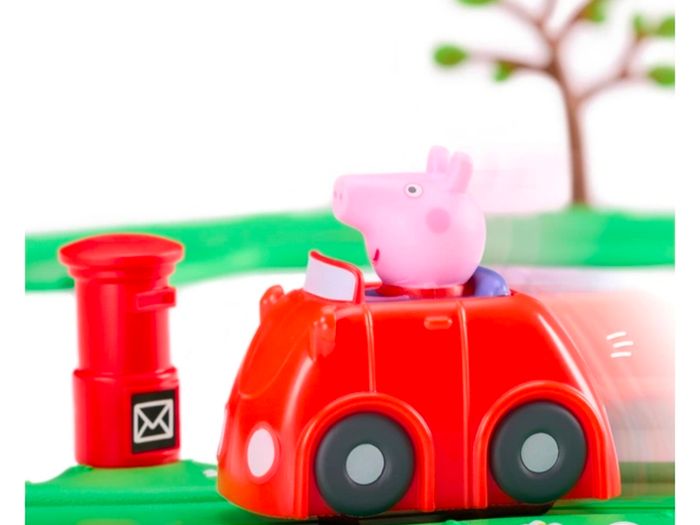 Peppa Pig Whizz - Around Set Peppa's Little Red Car