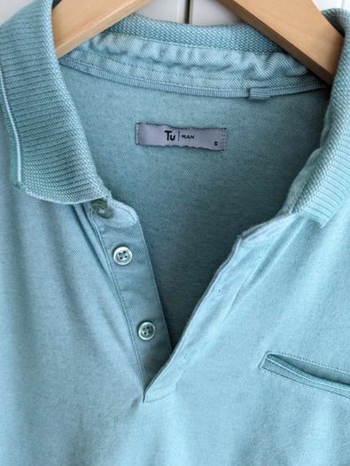 polo shirt Tu man, size S mens top polo shirts, beautiful green color, fastened with buttons