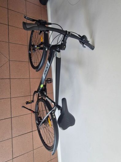 Polar Forester Pro 28 inch bicycle