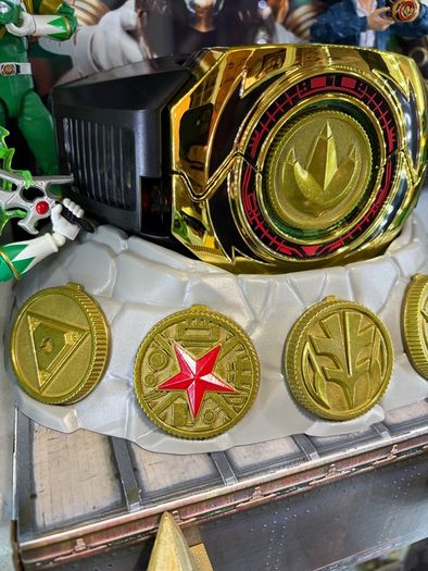 Power rangers lightning collection master morpher