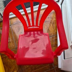kids chair yellow/red