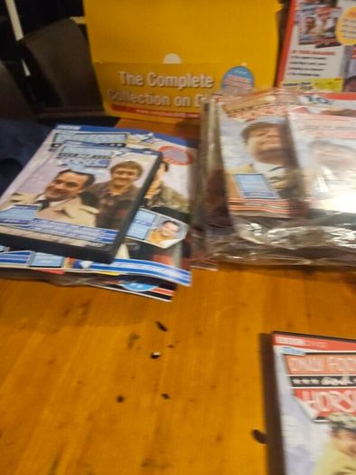 Only Fools And Horses Dvd And Magazines X 29 Complete With Advertising  Cards And Boards. See Photos For Same