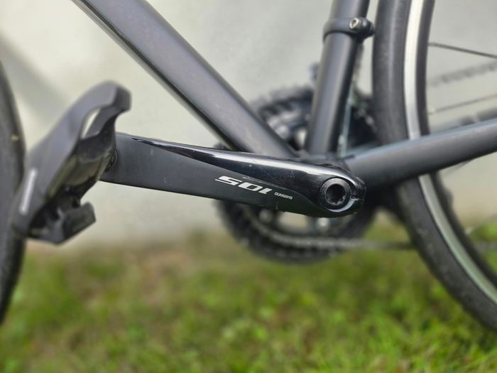 Cube attain road bike