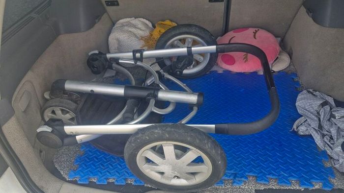 baby stroller