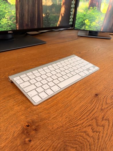 Apple Keyboard