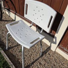 Shower chair