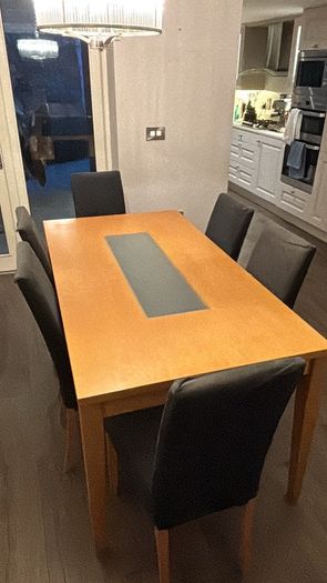 Dining table and 6 chairs