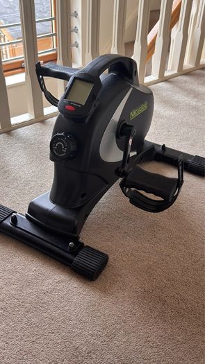 Mini exercise bike