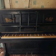 Antique piano