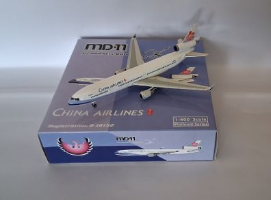 China Airlines McDonnell Douglas MD-11 B-18152 Diecast Model 1:400 Scale
