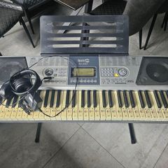 electronic keyboard