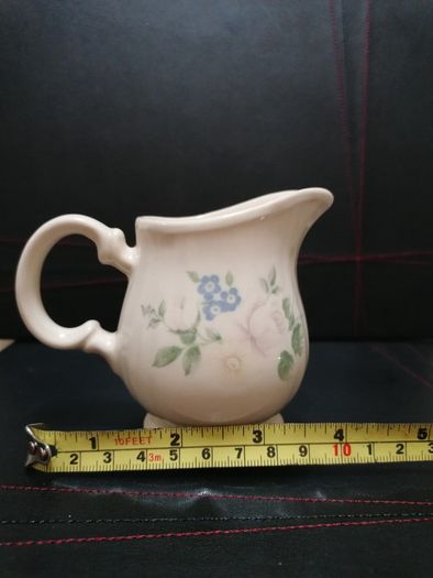 Vintage Sadler Creamer