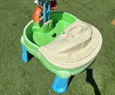 water and sand play table