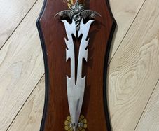 Fantasy decorative dagger with support (43 cm.)