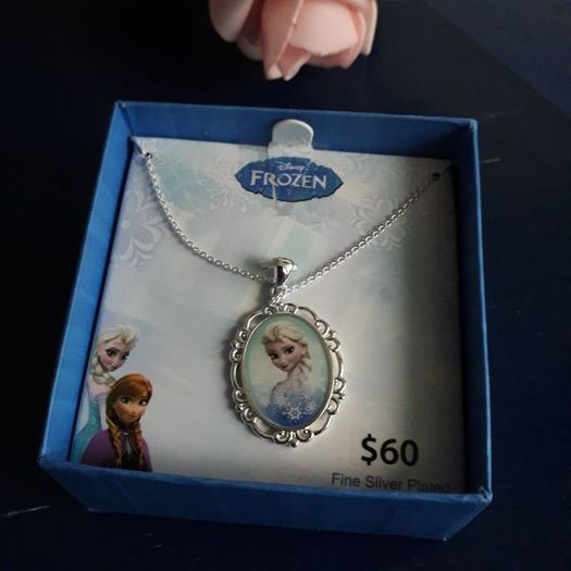 Brand new disney frozen pendant and chain