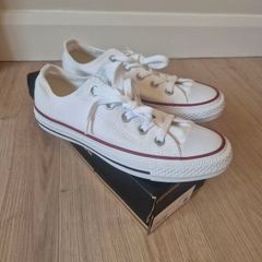Brand new Converse All Star White Size UK4