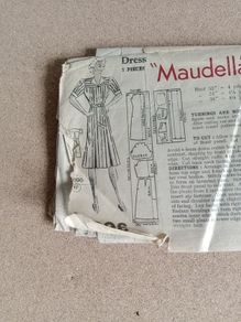 Vintage Sewing pattern, 1940s, WW11 , memorabilia