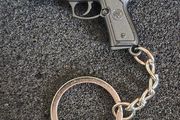 Baretta 92f pistol keyring.
