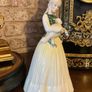 Royal Doulton figurine "Springtime " Image 4