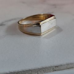 9ct white and yellow gold ring hallmarked 375 size 9