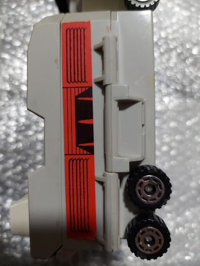 Transformer G1  Metroplex