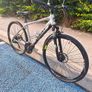Giant Roam Hybrid Bike Image 2