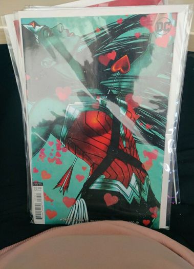 Wonder Woman Frison variants
