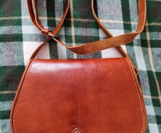 ladies leather bag