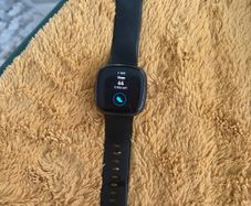 Fitbit Versa 4