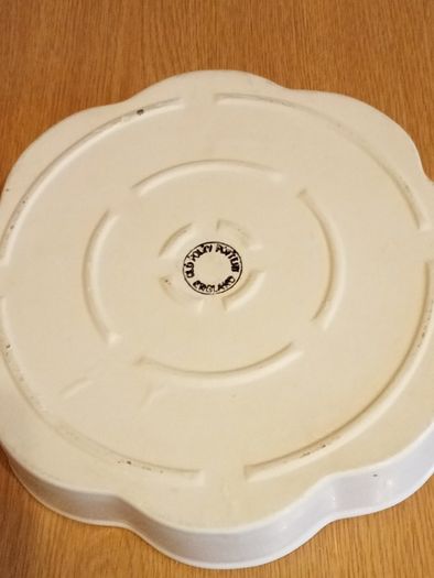 Old Foley "Wild Strawberry" Ceramic Quiche Flan Dish