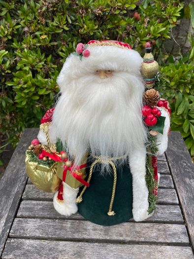 Santa Claus Figure 16"