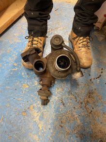 Landrover 300tdi Garrett turbo / exhaust manifold