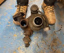 Landrover 300tdi Garrett turbo / exhaust manifold