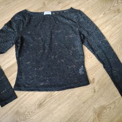 Black Savida Top   Size 8-10