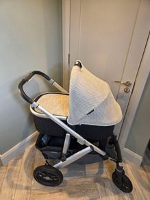 UPPAbaby VISTA V2 Complete Travel System