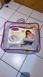 breastfeeding pillows