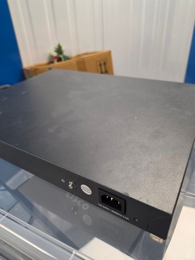 TP link Sg2424p POE switch