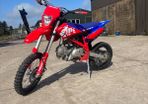 Pit bike