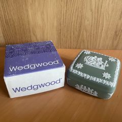 Vintage Wedgwood Jasperware Lidded Box