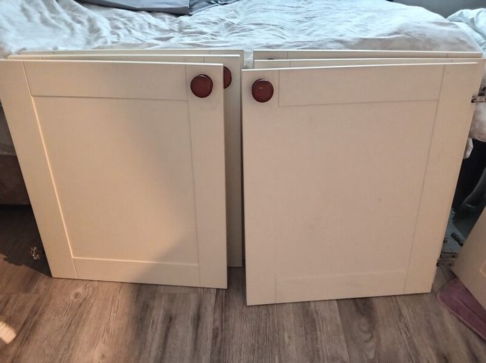 NEED GONEkitchen doors  new blanco sink and tap