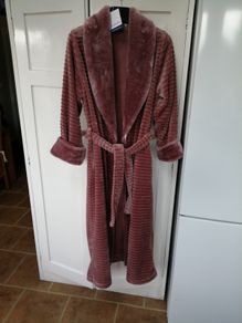 Dressing Gown Slenderella