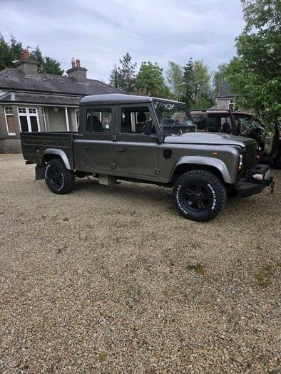Land Rover defender 130