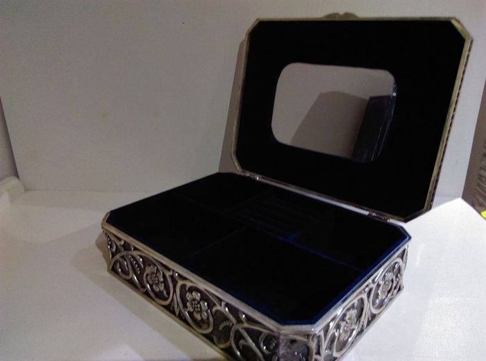 Jewelry Box