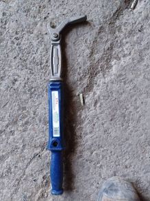 nail puller