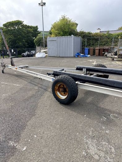 Boat trailer
